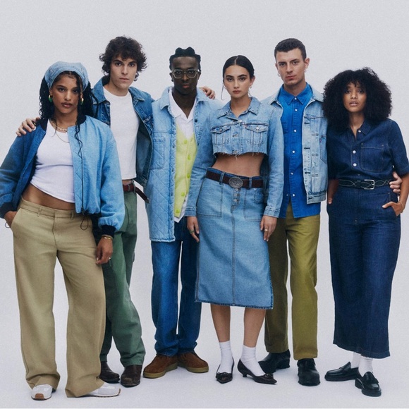 Denim & More Silent Show// LIVE NOW
